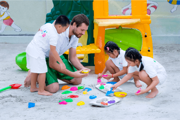 Trường mầm non Uyên Vũ